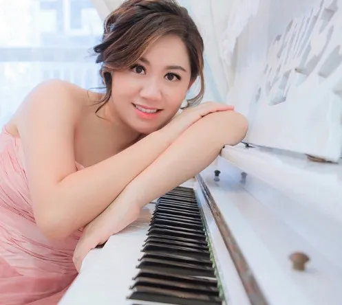 Piano Series: Fantee Jones